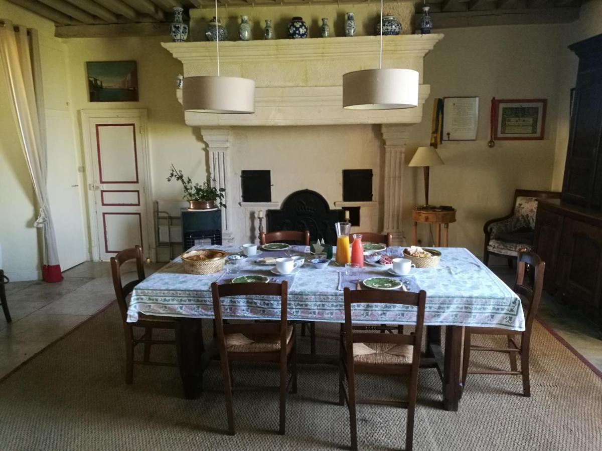 Bed and Breakfast Chez Zaza Stigny Esterno foto